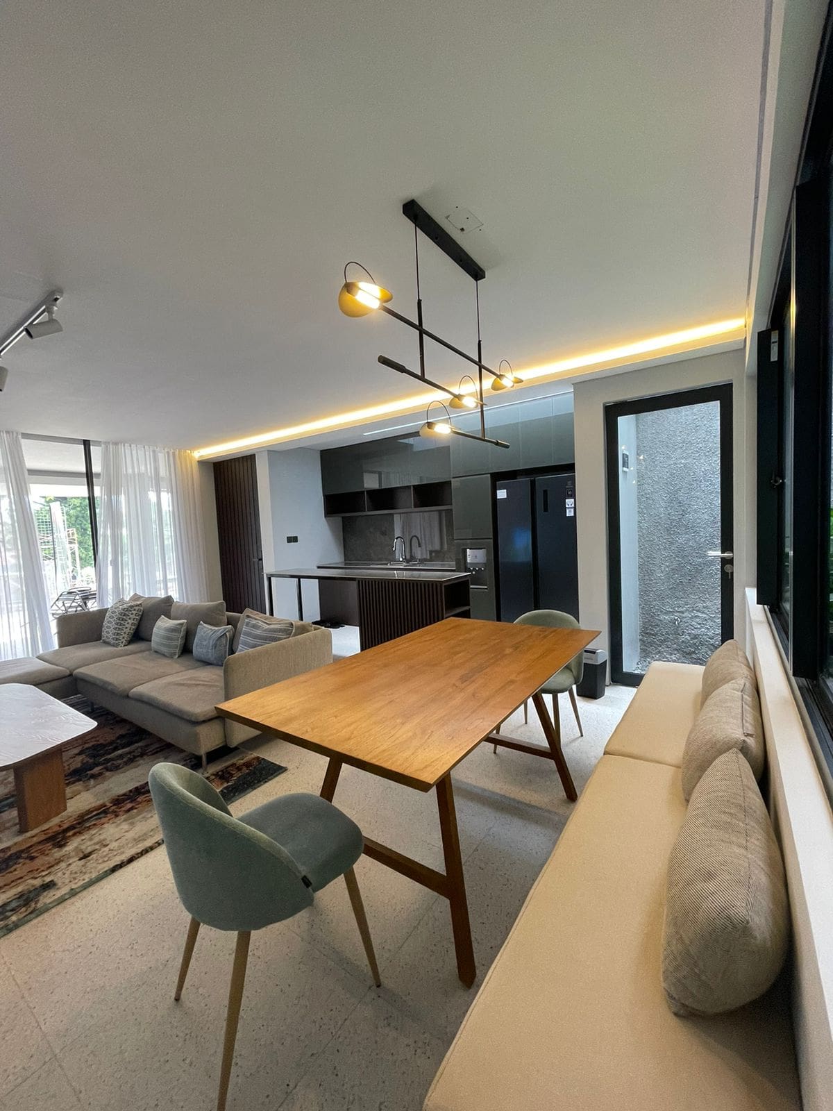 Rumah bagus harga 4M di daerah Jagakarsa Jaksel - Foto 6