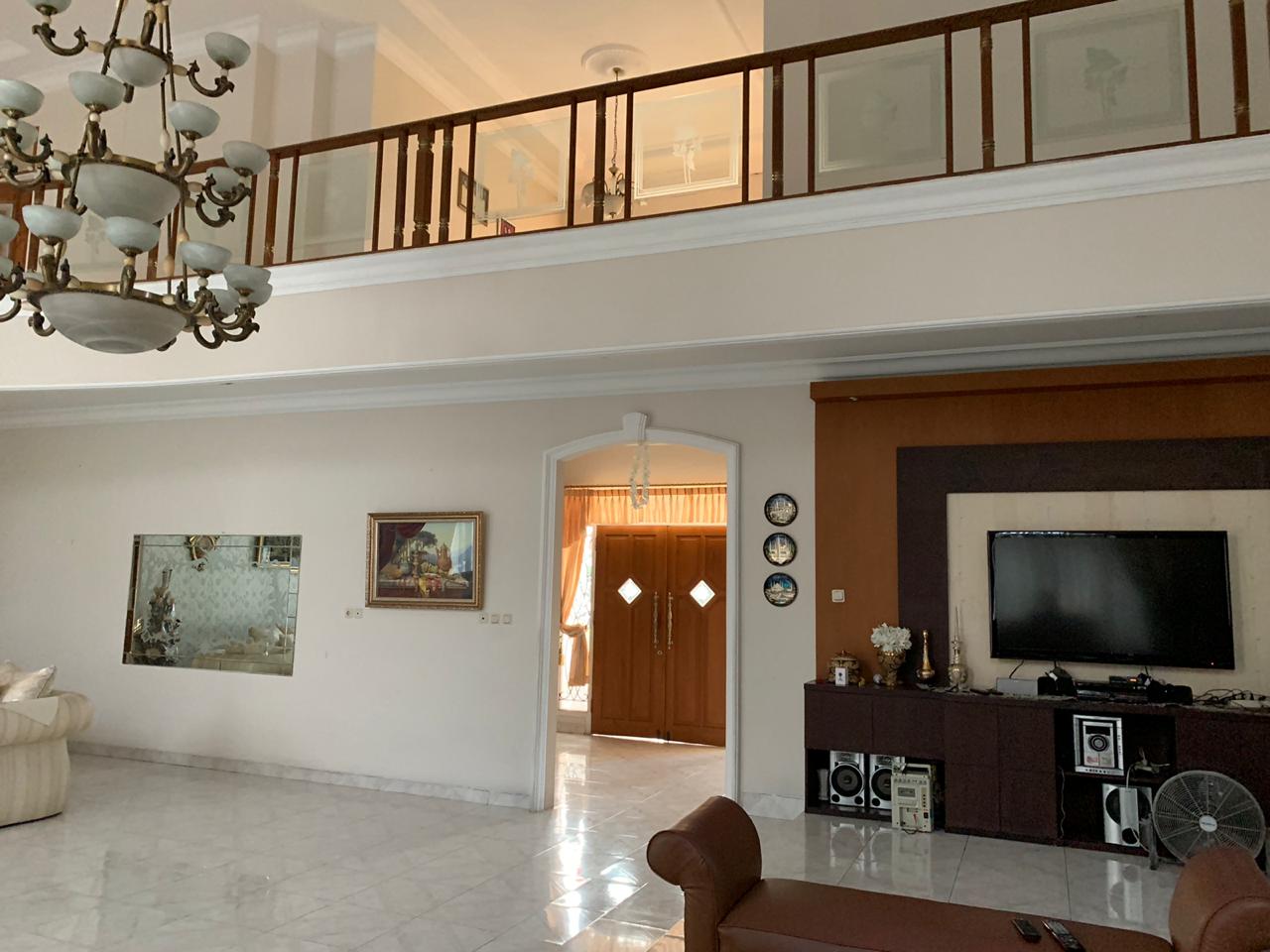 DIJUAL RUMAH MEWAH DUA LANTAI SEBELAH PERUMAHAN CILENDEK INDAH BOGOR - Foto 6