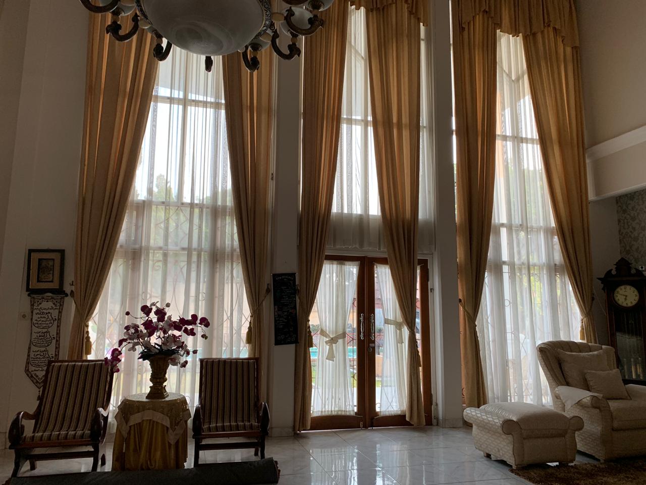 DIJUAL RUMAH MEWAH DUA LANTAI SEBELAH PERUMAHAN CILENDEK INDAH BOGOR - Foto 10