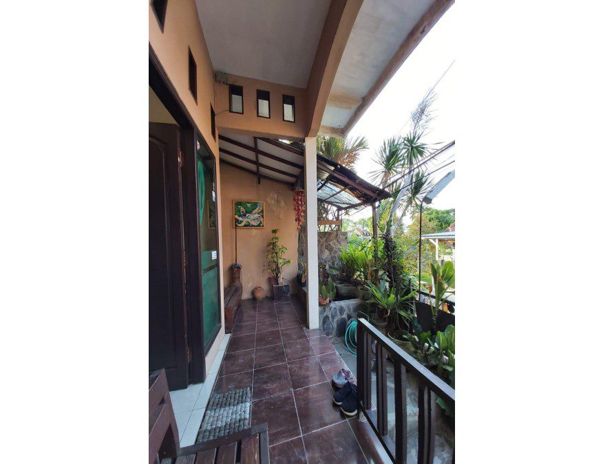 DIJUAL RUMAH MUNGIL TIGA LANTAI 98-120 KRAJAN KALIREJO LAWANG MALANG JAWA TIMUR - Foto 4