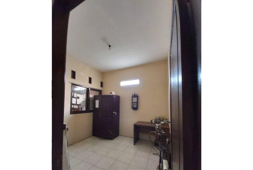 DIJUAL RUMAH MUNGIL TIGA LANTAI 98-120 KRAJAN KALIREJO LAWANG MALANG JAWA TIMUR - Foto 12