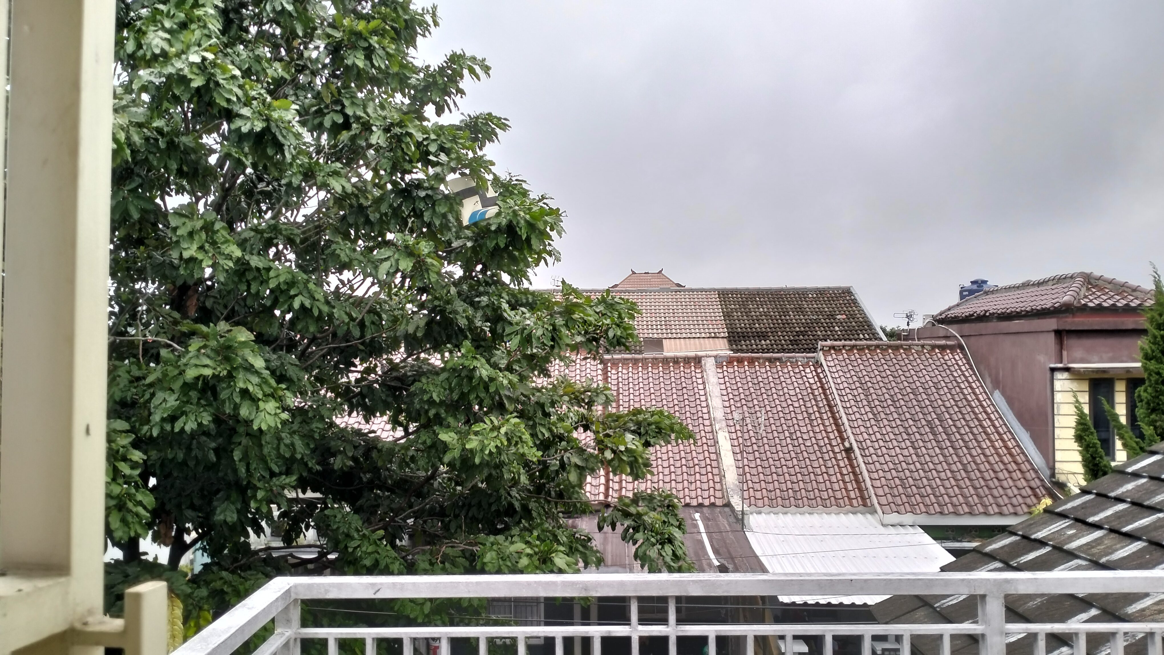 RUMAH DIJUAL 120-90 JL. EMERALD RAYA VILLA TAJUR SINDANGRASA BOGOR TIMUR - Foto 5