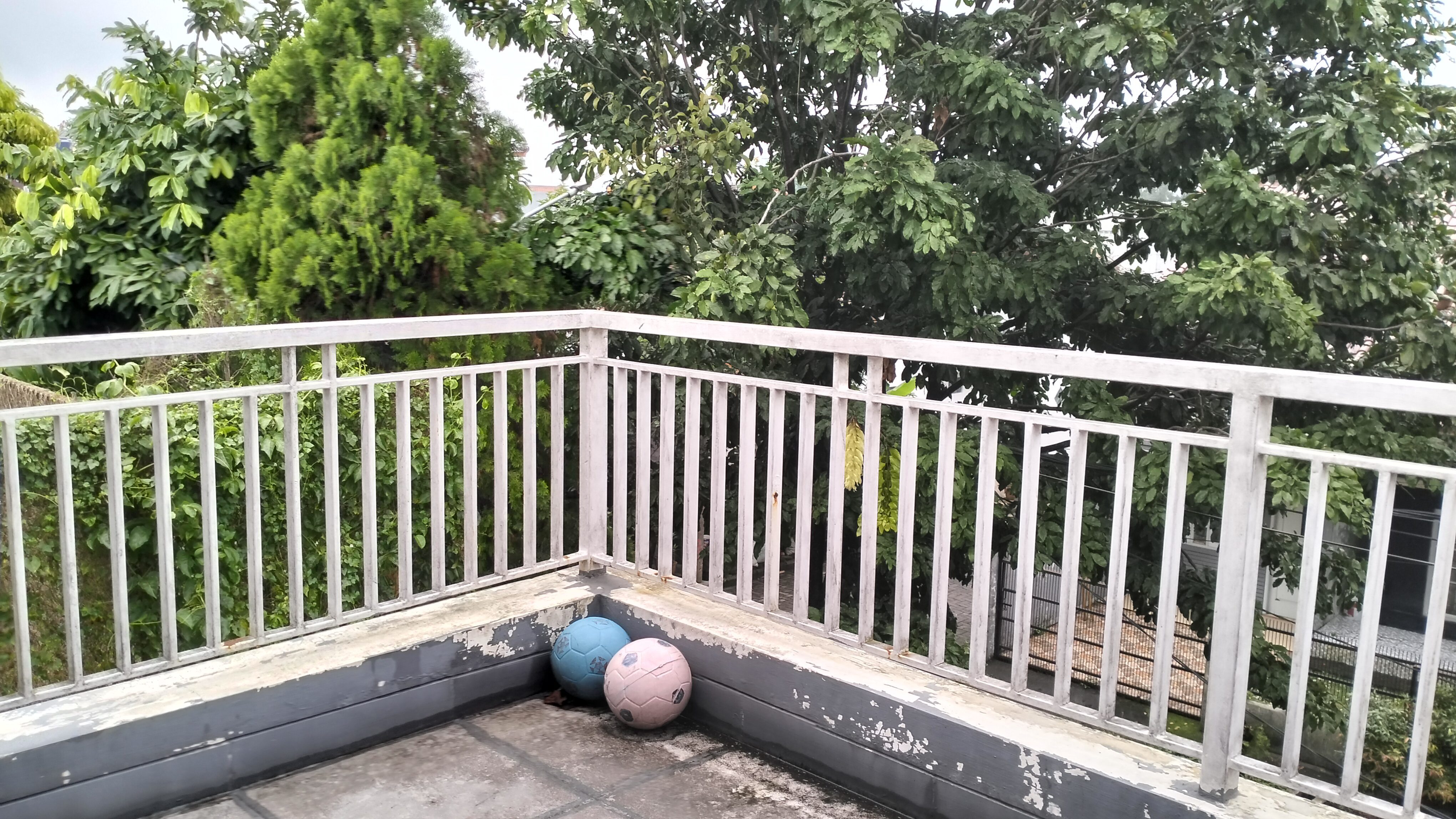 RUMAH DIJUAL 120-90 JL. EMERALD RAYA VILLA TAJUR SINDANGRASA BOGOR TIMUR - Foto 7