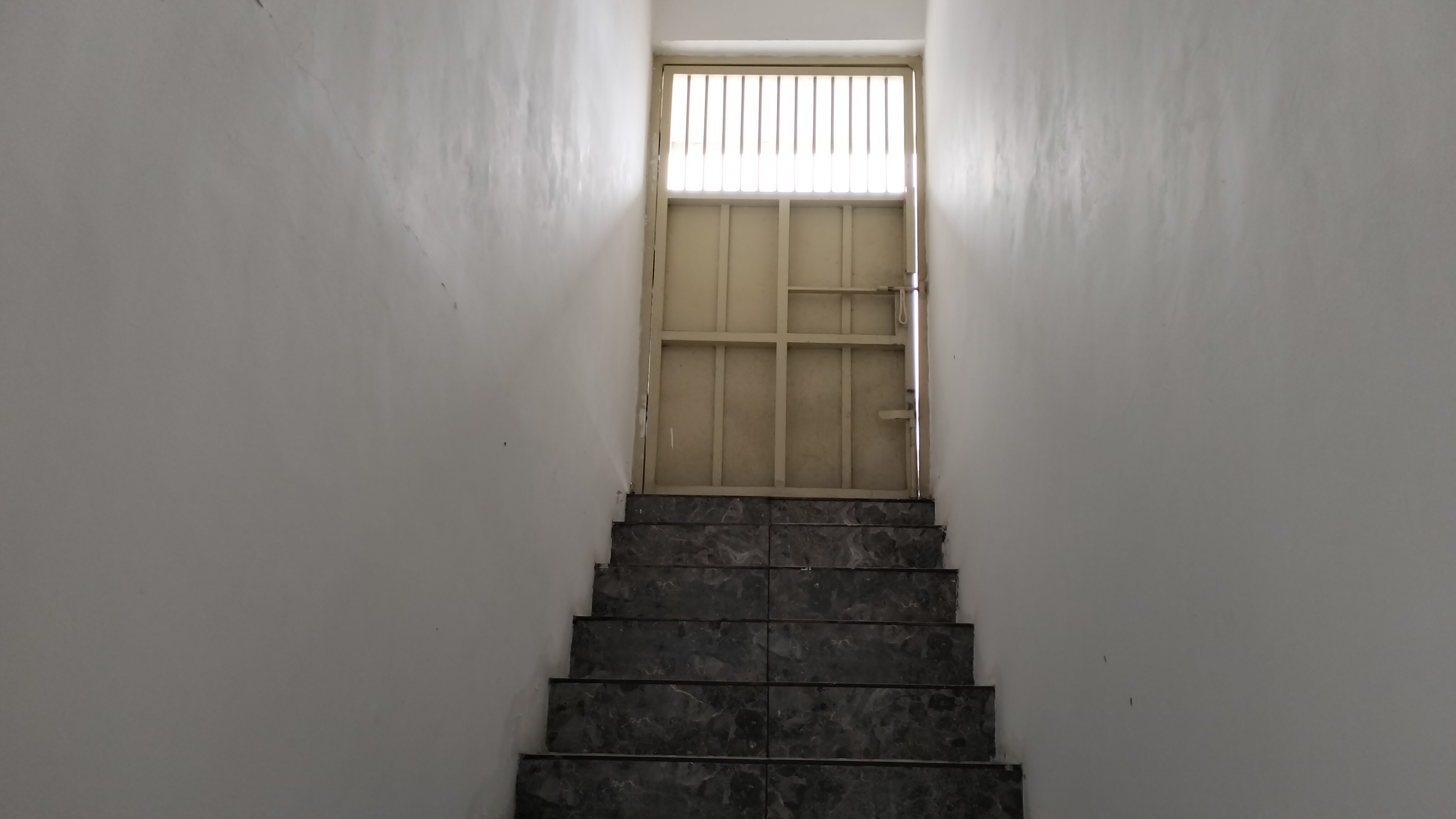 RUMAH DIJUAL 120-90 JL. EMERALD RAYA VILLA TAJUR SINDANGRASA BOGOR TIMUR - Foto 10