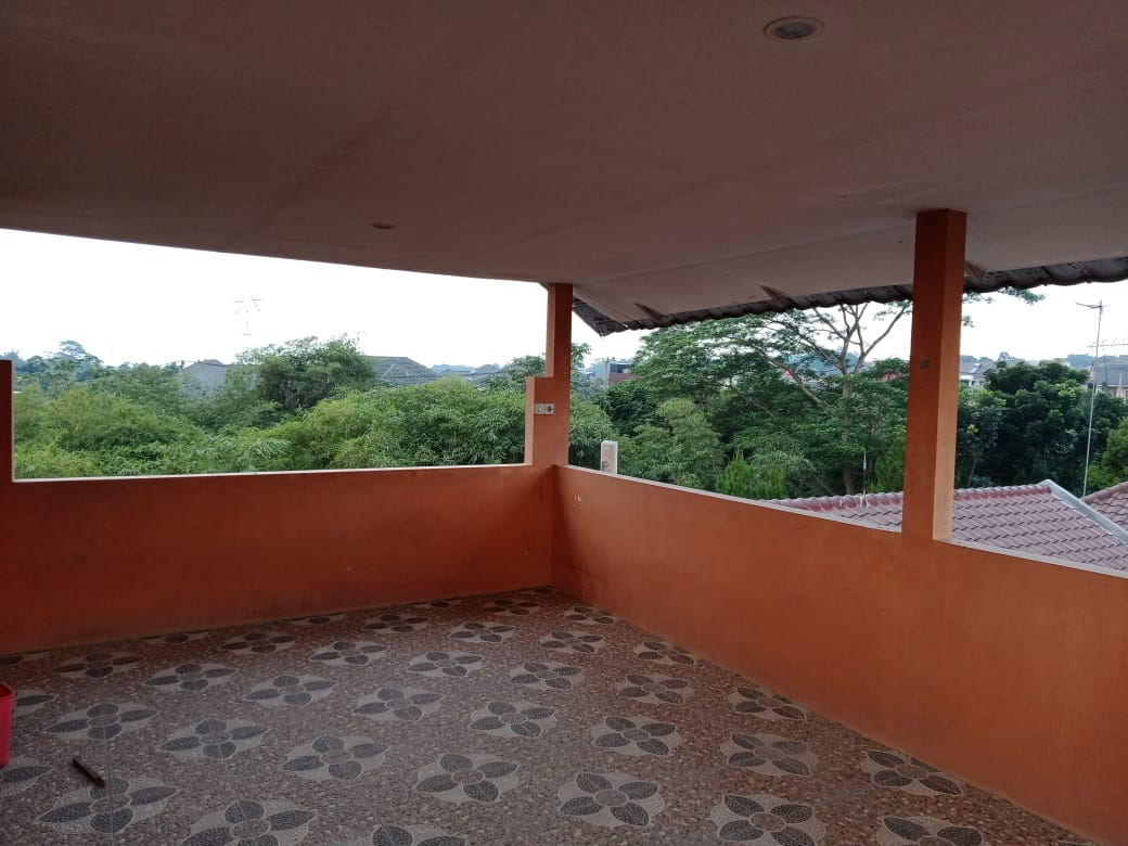 DIJUAL RUMAH 4 LANTAI BLOK Q MUTIARA SENTUL KABUPATEN BOGOR - Foto 10