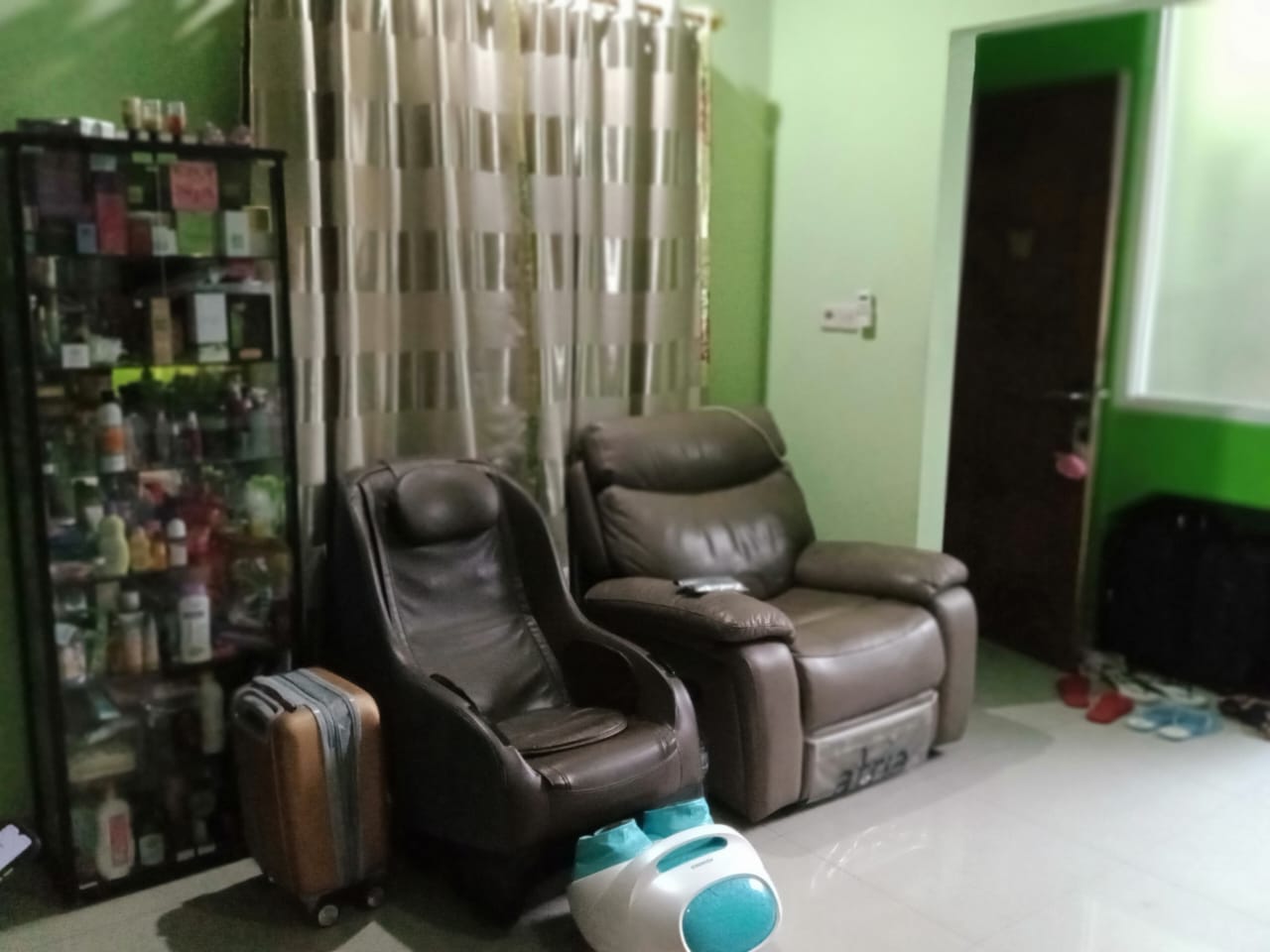 DIJUAL RUMAH 4 LANTAI BLOK Q MUTIARA SENTUL KABUPATEN BOGOR - Foto 17