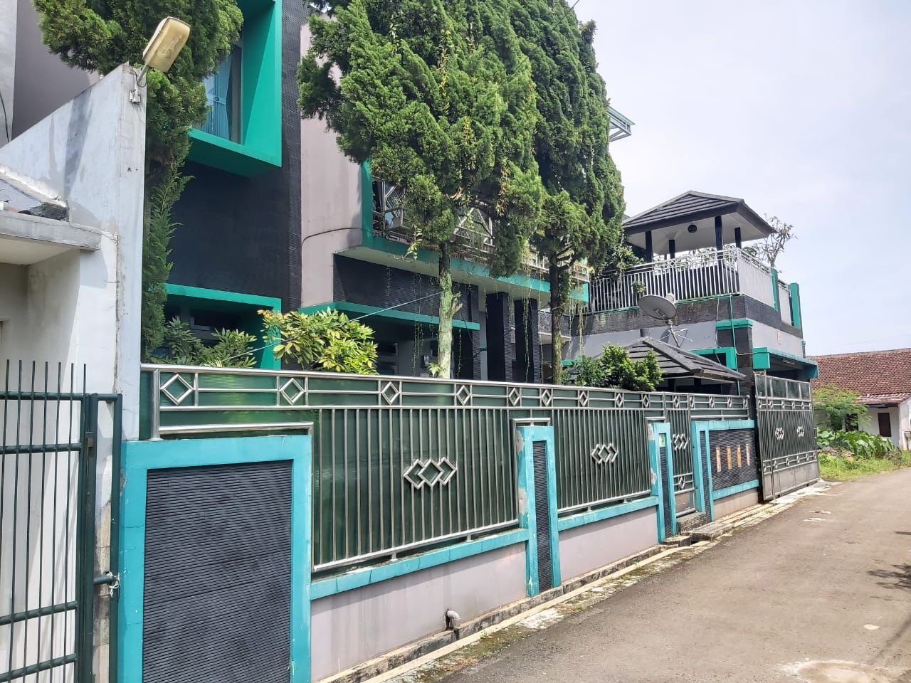 DIJUAL RUMAH 2 LANTAI MINIMALIS MODERN KP. TAWAKAL BUBULAK BOGOR BARAT - Foto 2