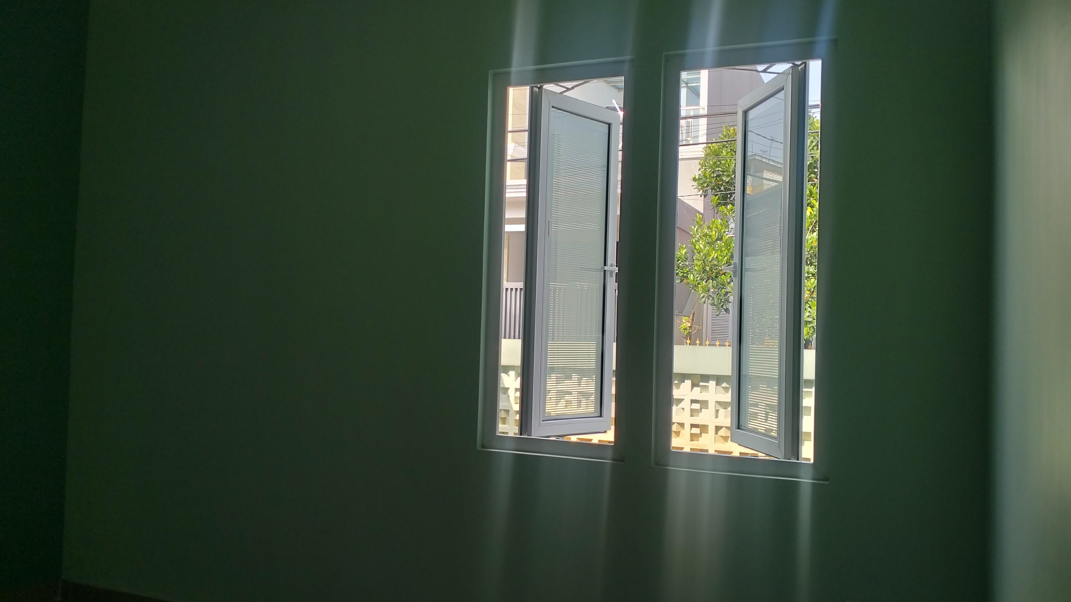 Rumah Asri Minimalis Bertaburan Sinar Matahari Pagi Perumahan Bukit Cimanggu City Blok O4 - Foto 27