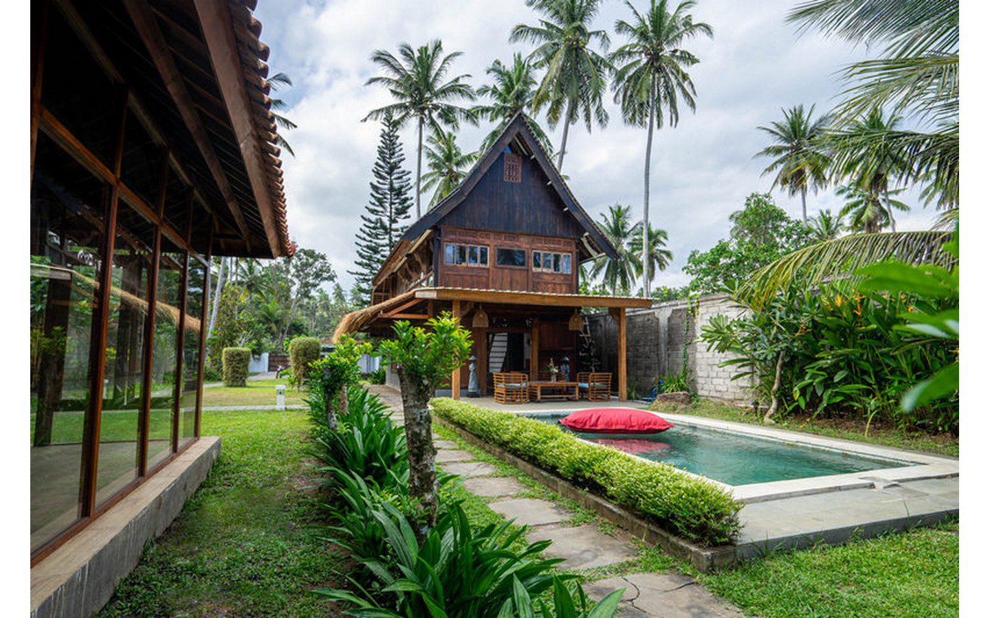 Secluded Beachfront Villa for sale in Tabanan’s Peaceful Pekutatan Beach - Foto 13