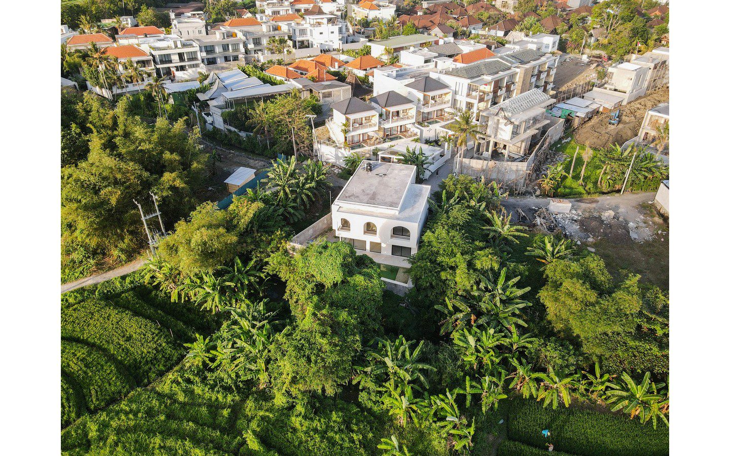 Brand New Villa for Sale Overlooking Pererenan’s Green Belt - Foto 2