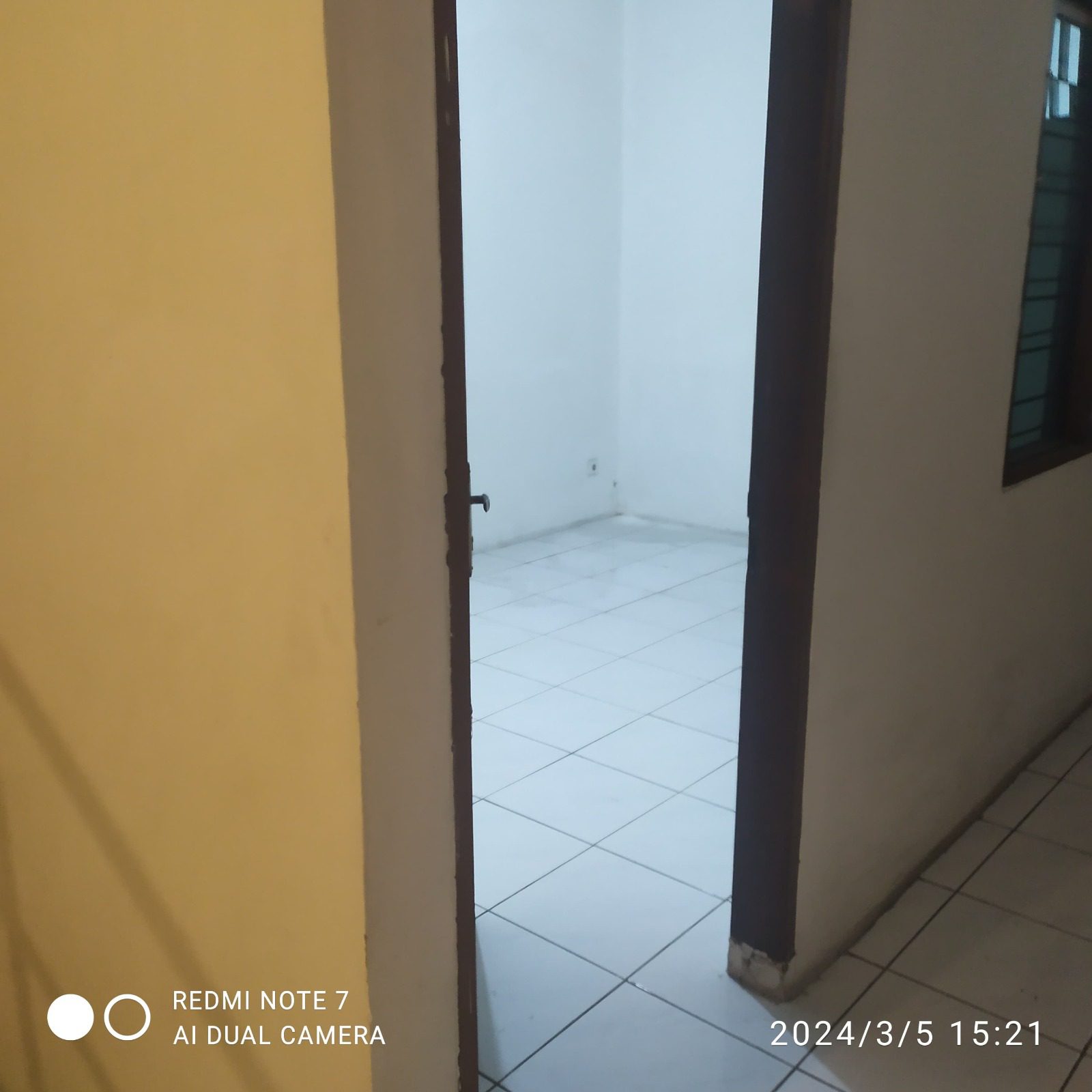 Dijual ruko 4,5 lantai di Veteran Bintaro Jakarta Selatan - Foto 2