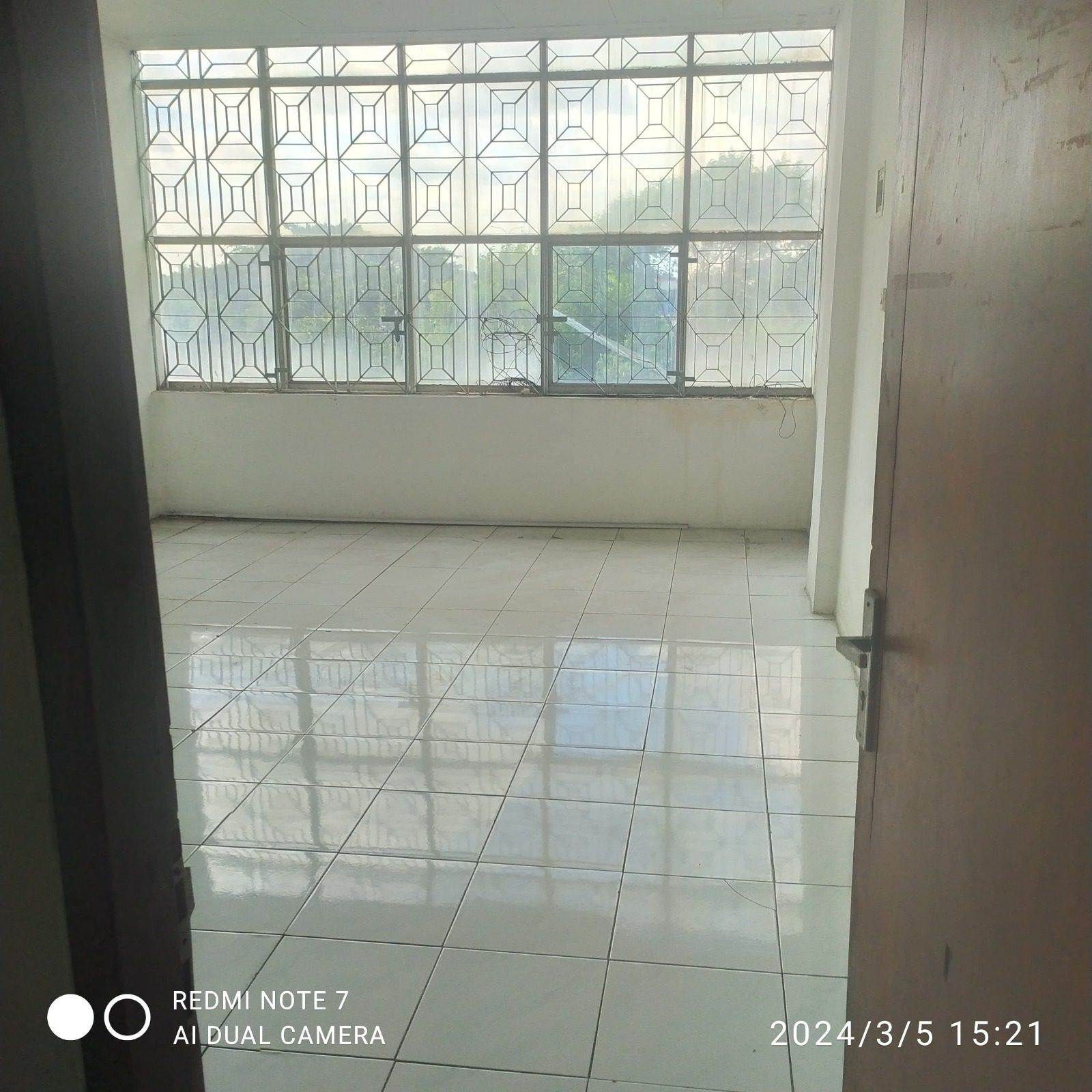 Dijual ruko 4,5 lantai di Veteran Bintaro Jakarta Selatan - Foto 3