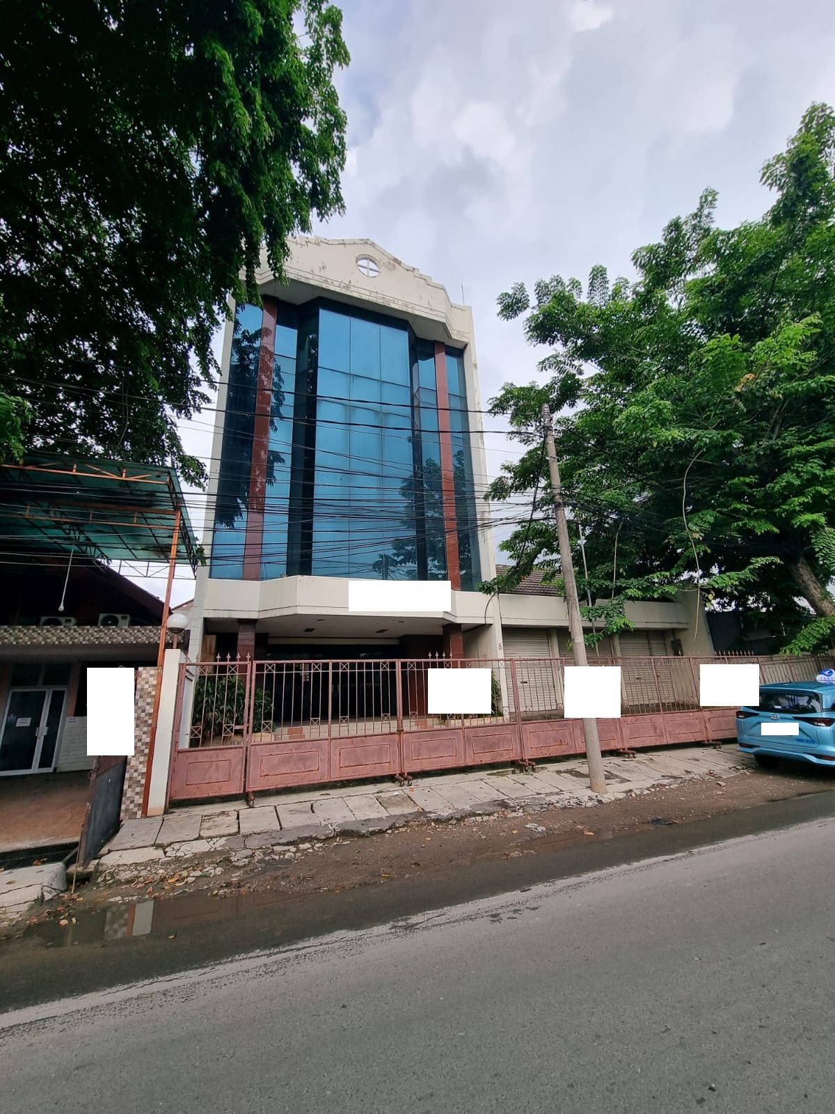 Jual Cepat dibawah NJOP Gedung Kantor Daerah Roxy Jakarta Pusat (RR)