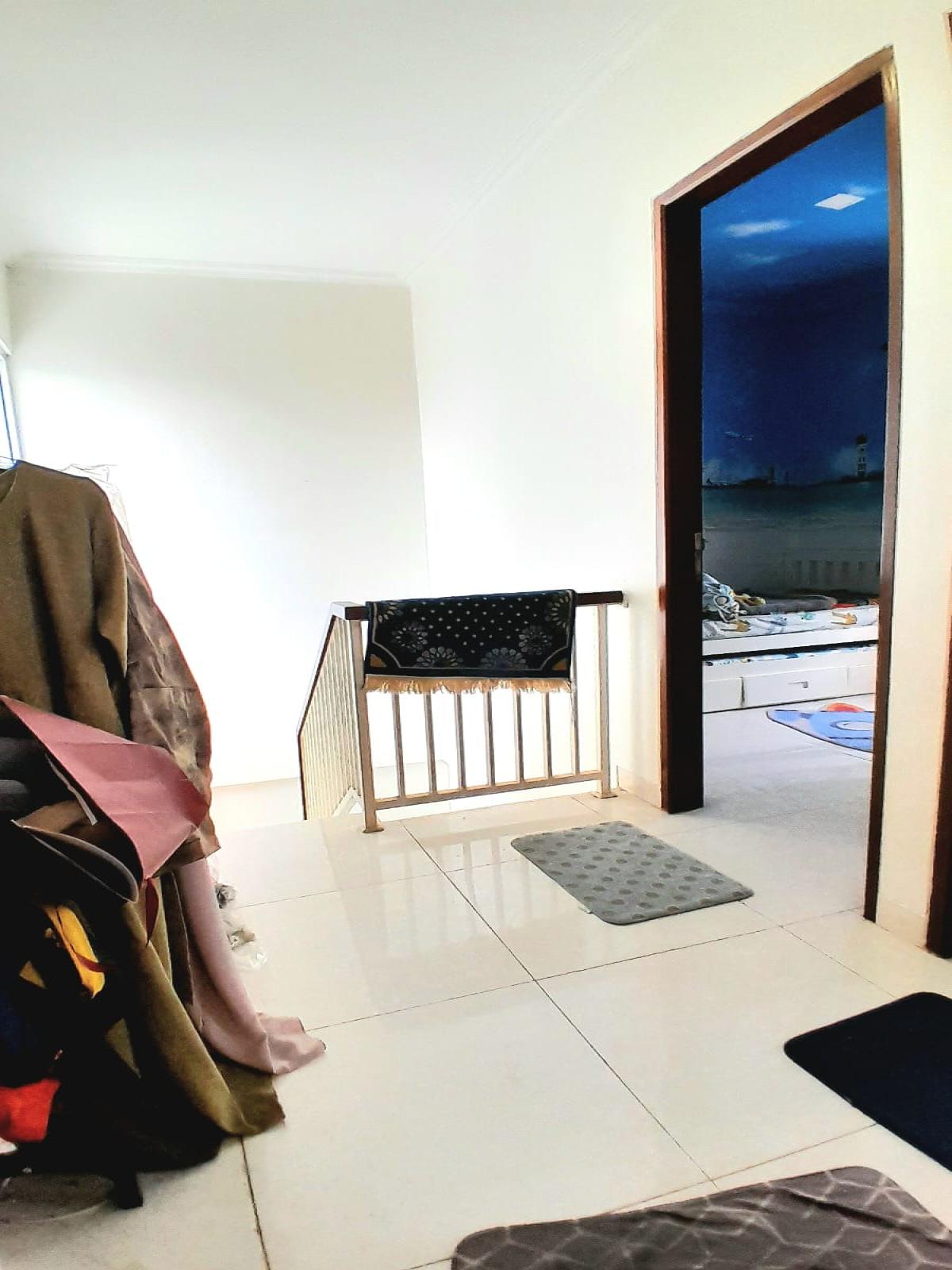 Dijual rumah daerah ciputat dekat dengan stasiun jurang mangu Bintaro Tangerang Selatan