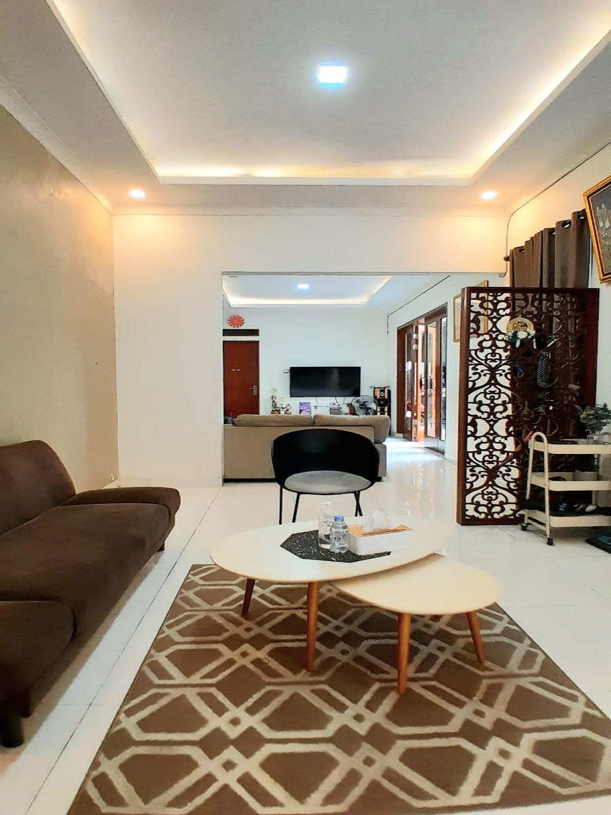 Dijual rumah daerah ciputat dekat dengan stasiun jurang mangu Bintaro Tangerang Selatan - Foto 2