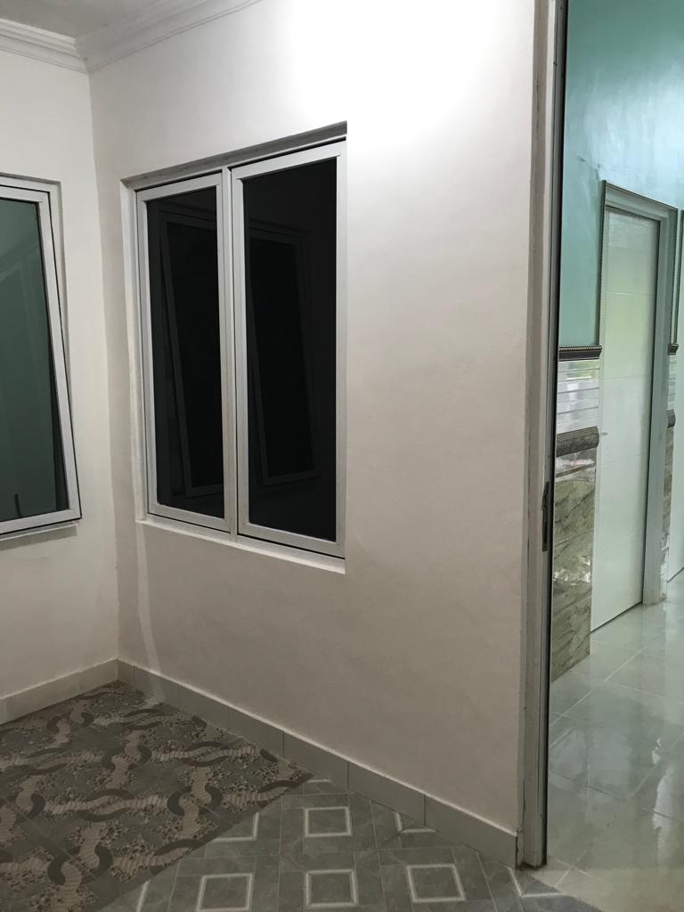 Jual Cepat Rumah dengan Lokasi Strategis di daerah Tanah Baru Kota Bogor (DI) - Foto 4