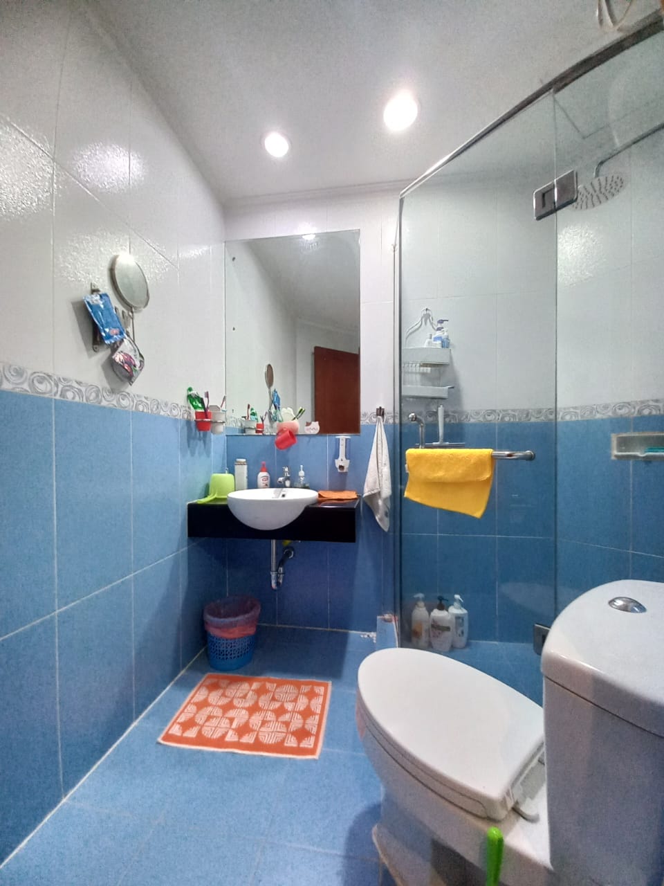 Jual Cepat dibawah Pasar Apartemen Royal Mediterania Garden Jl. Letjen S. Parman Jakarta Barat (BM) - Foto 2