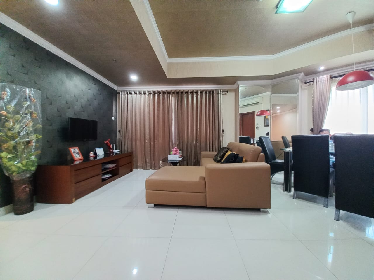 Jual Cepat dibawah Pasar Apartemen Royal Mediterania Garden Jl. Letjen S. Parman Jakarta Barat (BM) - Foto 3
