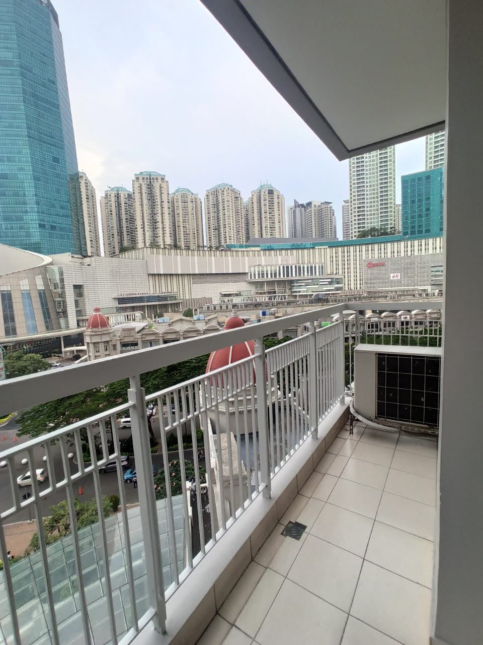 Jual Cepat dibawah Pasar Apartemen Royal Mediterania Garden Jl. Letjen S. Parman Jakarta Barat (BM) - Foto 10