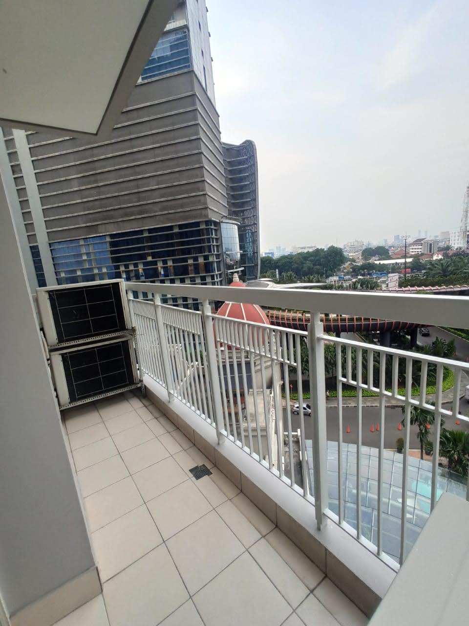 Jual Cepat dibawah Pasar Apartemen Royal Mediterania Garden Jl. Letjen S. Parman Jakarta Barat (BM) - Foto 11