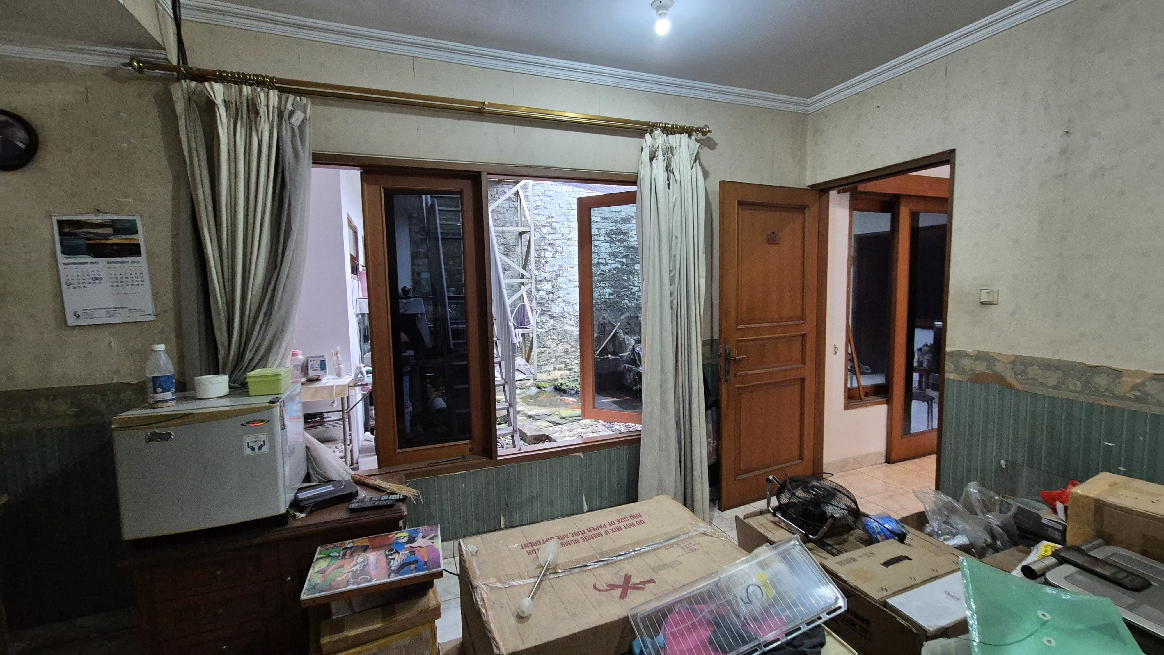 Jual Cepat Rumah di Pinggir Jalan Besar Tomang Grogol Petamburan Jakarta Barat (ID) - Foto 8
