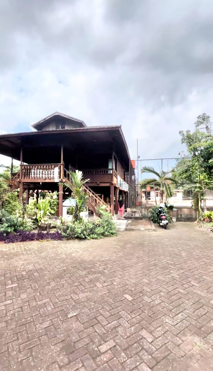 Jual Cepat Rumah Kayu Manado Pasar Rebo Jakarta Timur BM - Foto 3