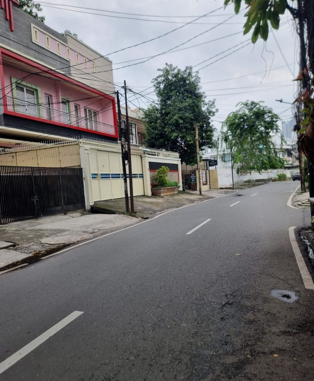 Jual Cepat Ruko 3,5 lantai di Tomang Grogol Pertamburan Jakarta Barat RR - Foto 2