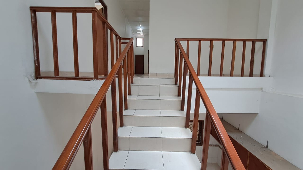 Sewa Cepat Rumah Strategis 2 lantai di Tebet Timur Jakarta Selatan (AF) - Foto 10