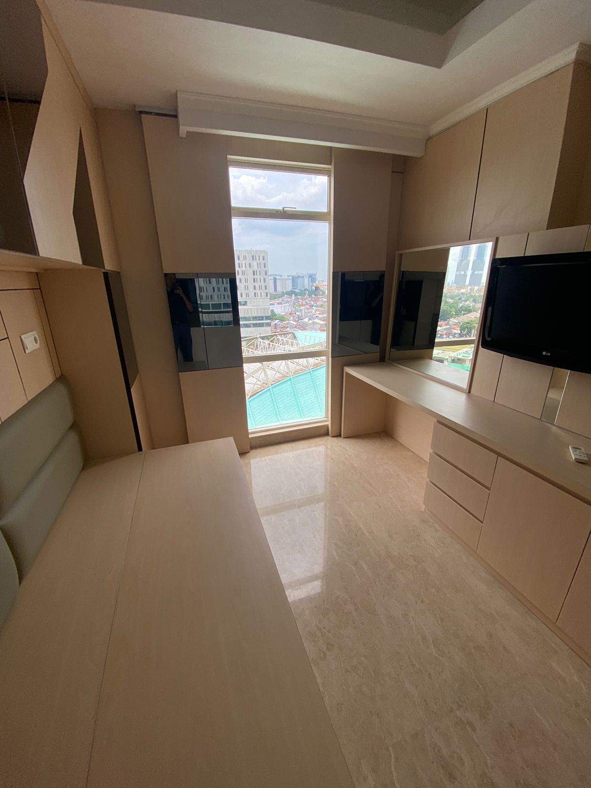 Jual Cepat Apartemen Menteng Park Jl. Cikini Jakarta Pusat RR - Foto 4