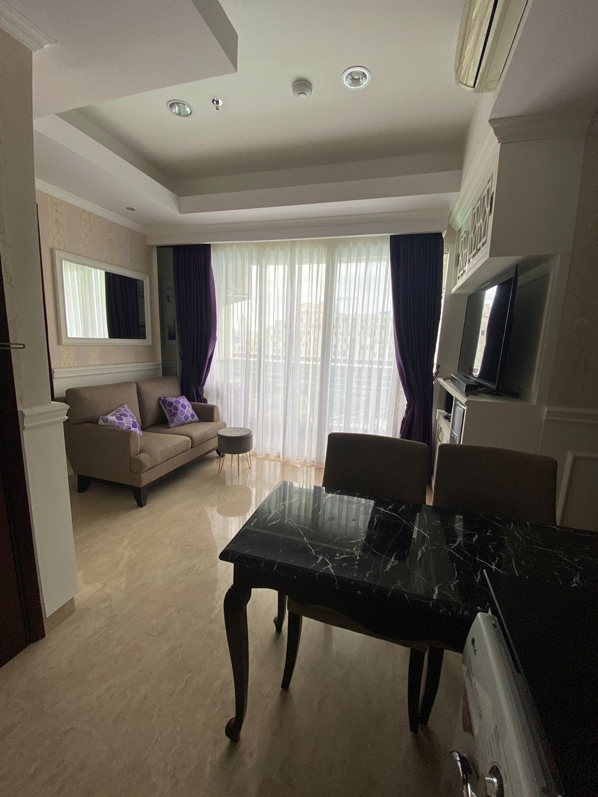 Jual Cepat Apartemen Menteng Park Jl. Cikini Jakarta Pusat RR - Foto 2