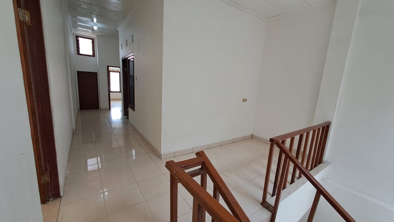 Sewa Cepat Rumah 2 lantai di Tebet Timur Tebet Jakarta Selatan (AF) - Foto 8