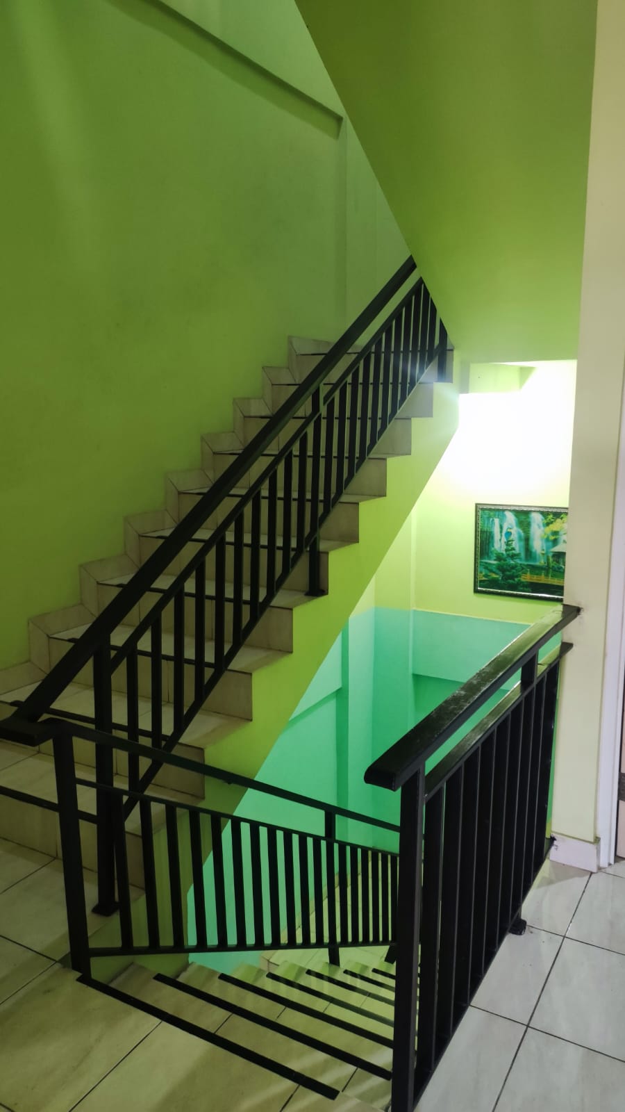 Dijual 2 Unit Ruko 3 Lantai di Jalan Pengadilan Pabaton Kota Bogor Tengah Dekat dengan Pasar Anyar - Foto 8