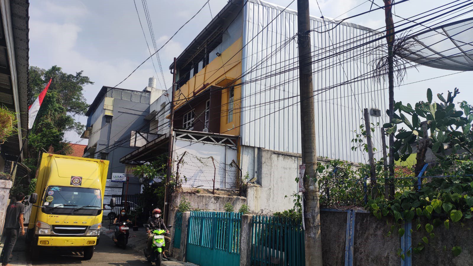 Dijual 2 Unit Ruko 3 Lantai di Jalan Pengadilan Pabaton Kota Bogor Tengah Dekat dengan Pasar Anyar - Foto 3