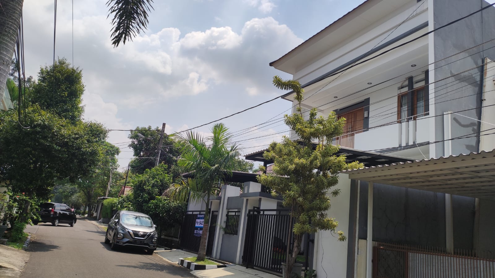 DIJUAL RUMAH 2 LANTAI DI KOMPLEK BARANANGSIANG INDAH KOTA BOGOR TIMUR LOKASI STRATEGIS - Foto 4