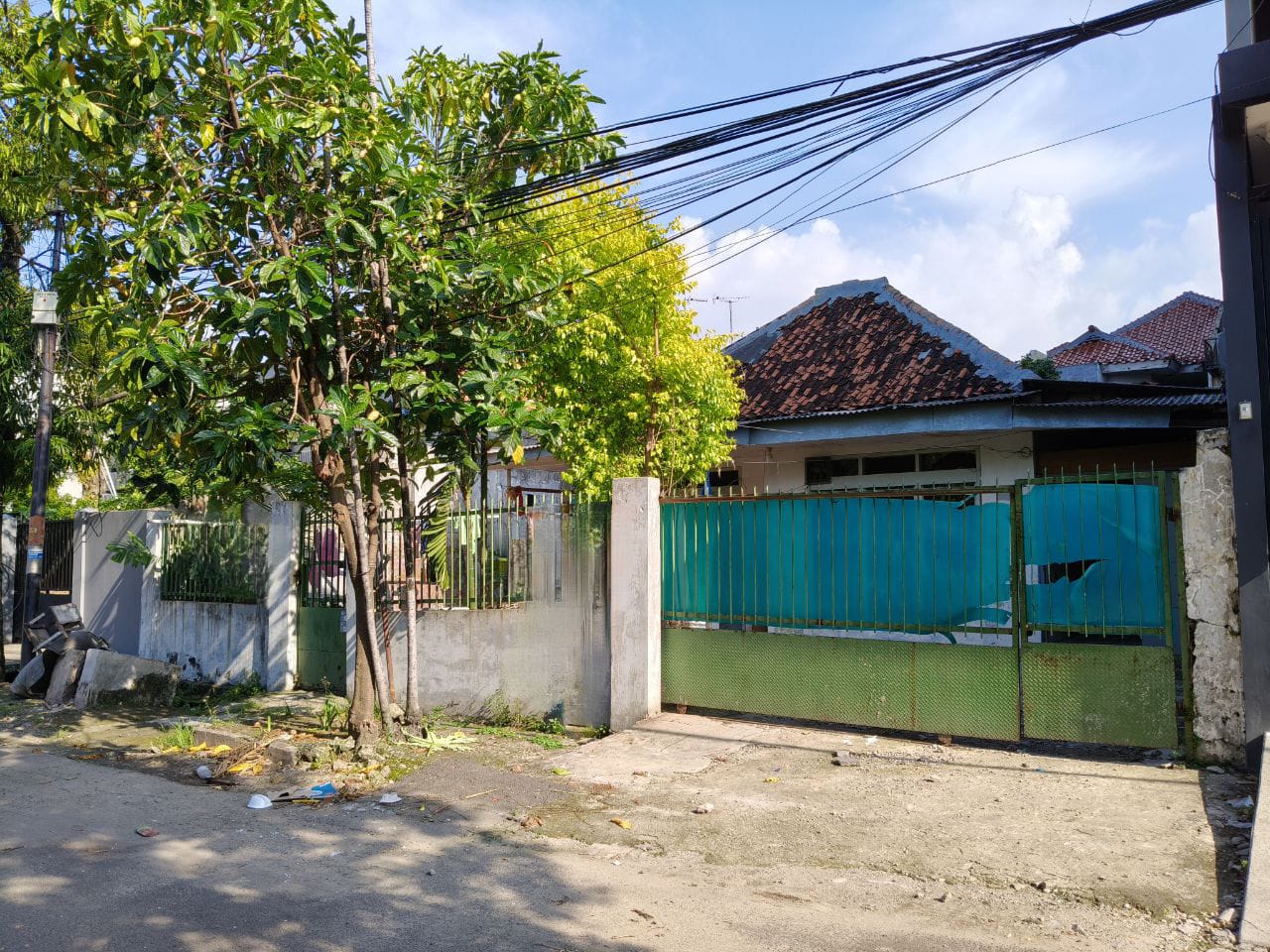 Jual Cepat Rumah 2 lantai di Grogol, Grogol Pertamburan Jakarta Barat (AL)