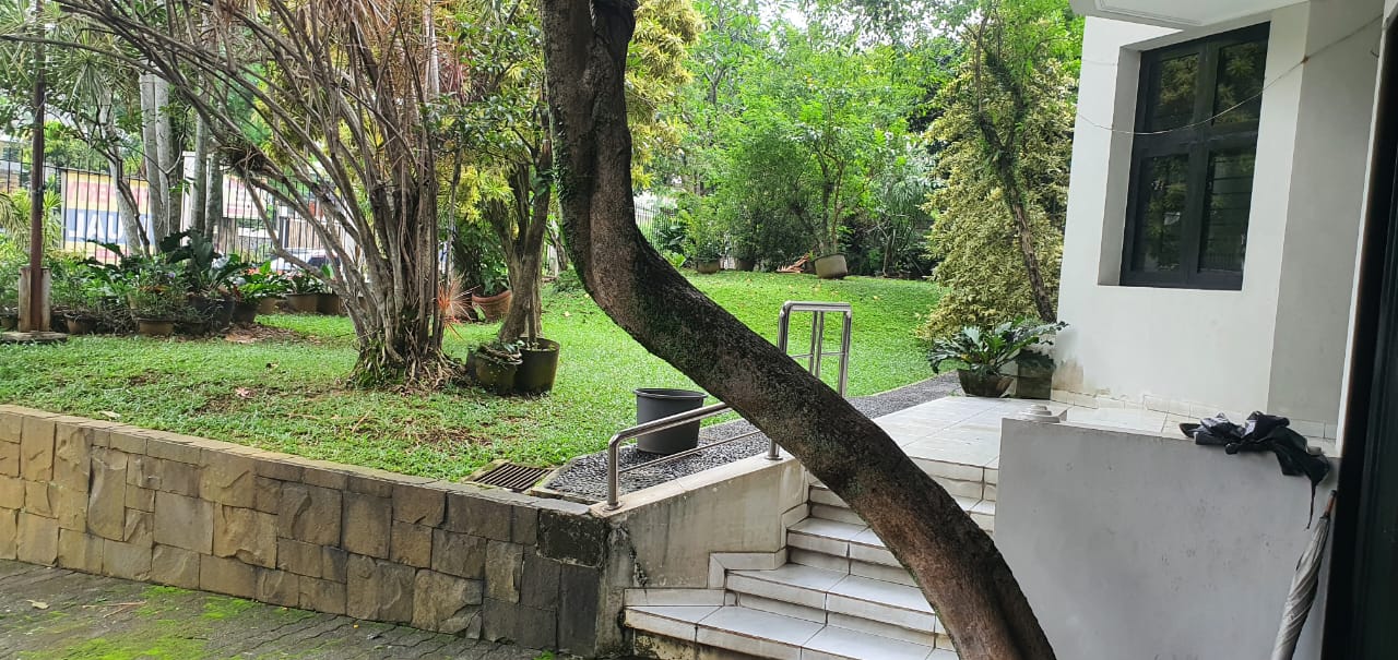 Dijual Rumah di Jalan Tunjung Biru Baranangsiang Kota Bogor Timur Dekat Dengan Tol Jagorawi - Foto 2