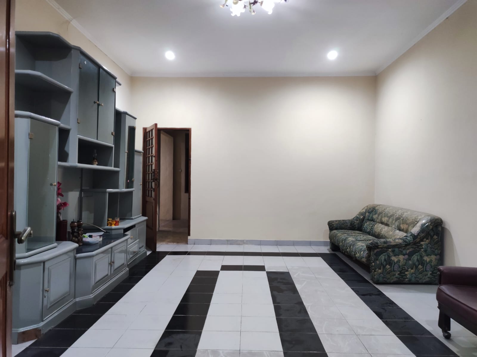 Disewakan Rumah di Pakuan Kota Bogor Selatan Dekat dengan Tol Bogor - Foto 3