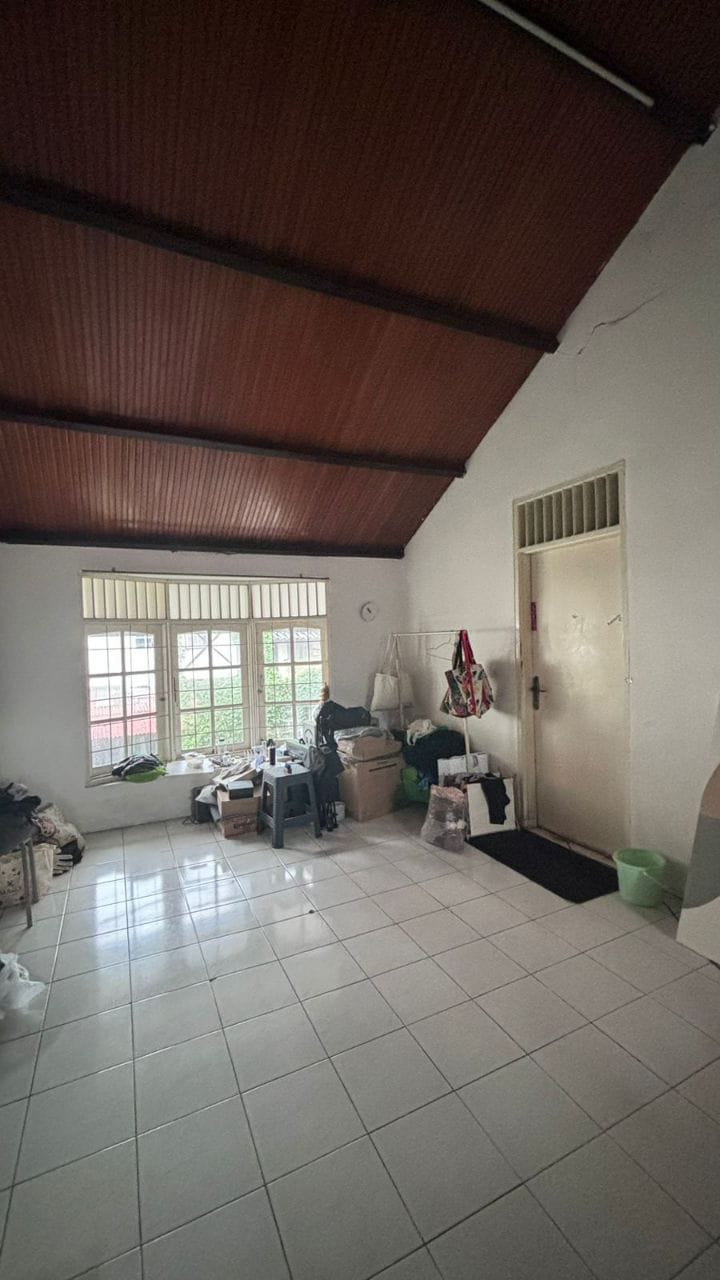 Jual Rumah 2 lantai di Grogol Selatan Kebayoran Lama Jakarta Selatan (AL)