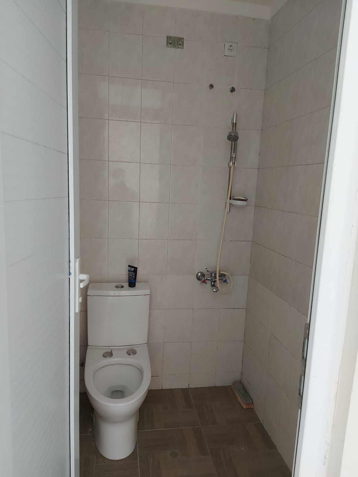 Disewakan Segera, Rumah Siap Huni di Kosambi Baru Cengkareng Jakarta Barat (GN) - Foto 5