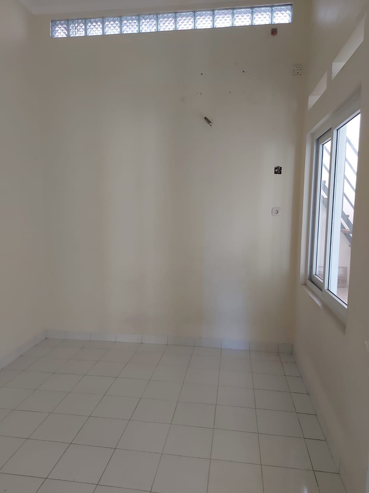 Disewakan Segera, Rumah Siap Huni di Kosambi Baru Cengkareng Jakarta Barat (GN) - Foto 6