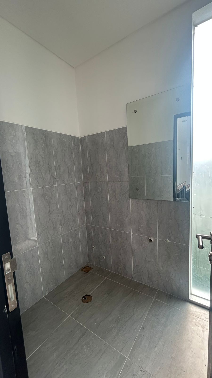 Sewa Cepat Ruko Komersil Cipondoh Kota Tangerang Banten (GN) - Foto 2