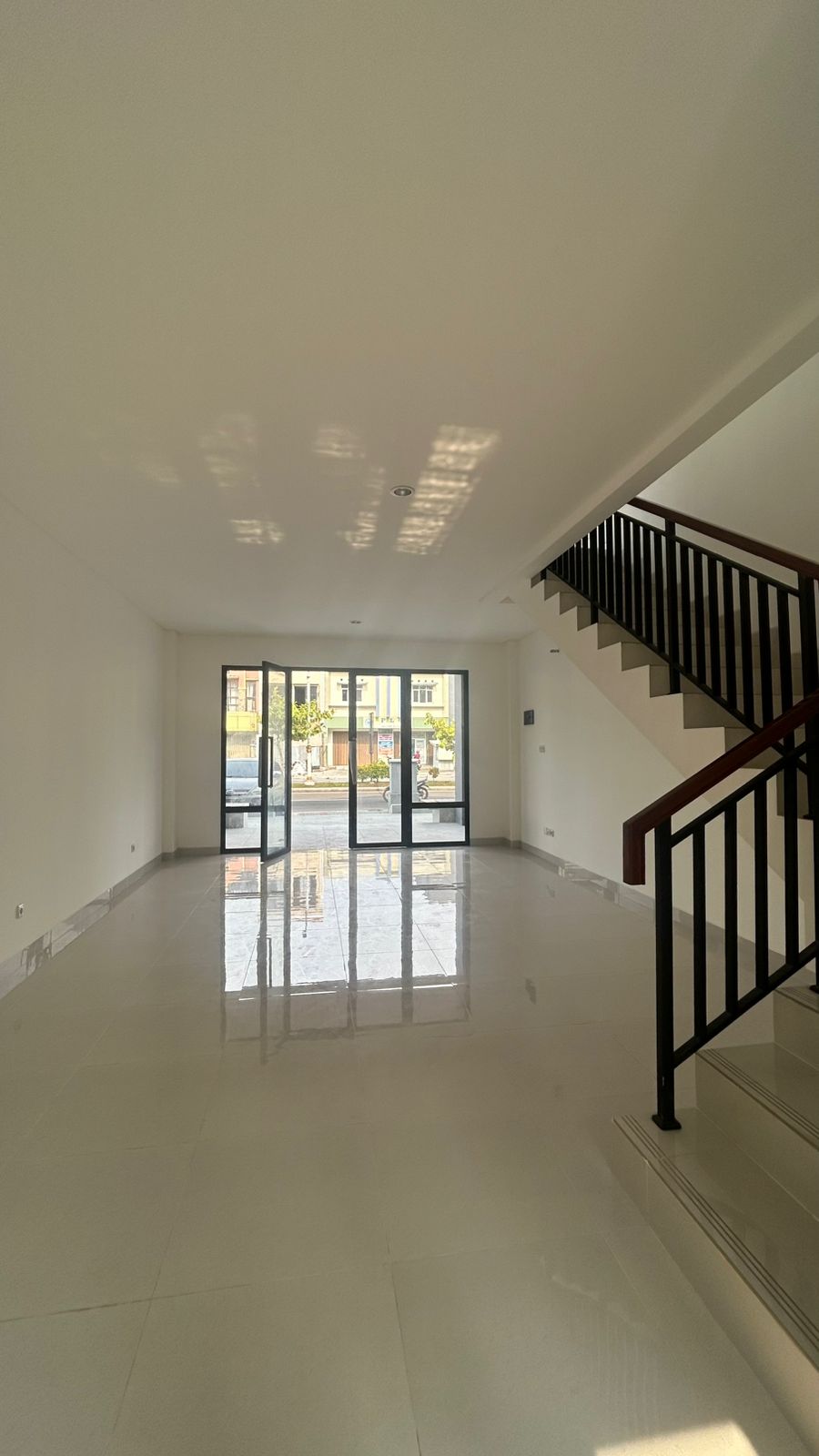 Sewa Cepat Ruko Komersil Cipondoh Kota Tangerang Banten (GN) - Foto 13