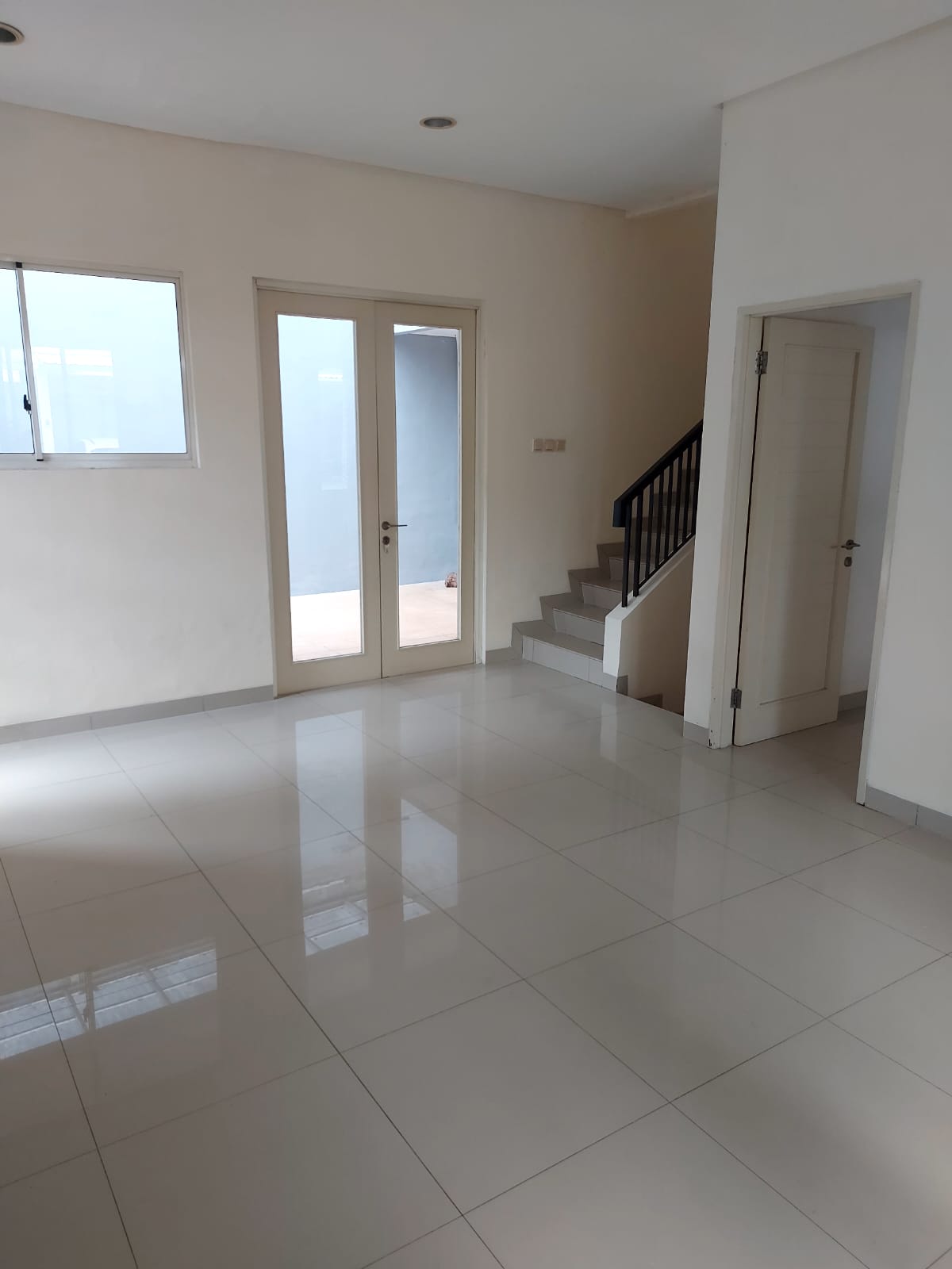 Sewa Cepat Rumah Tinggal 2 lantai di Perumahan Puri Mansion Cengkareng Jakarta Barat (GN) - Foto 4