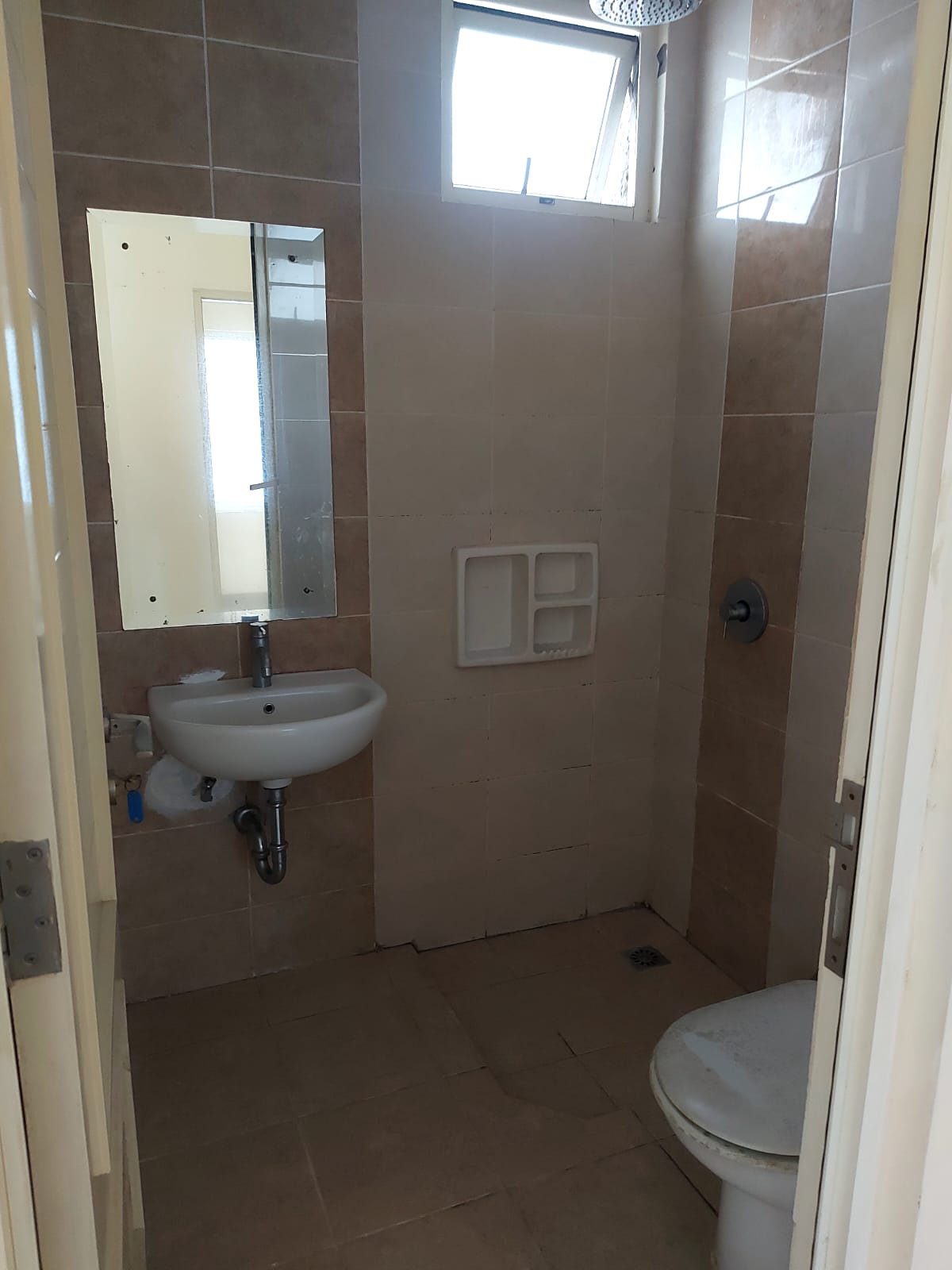 Sewa Cepat Rumah Tinggal 2 lantai di Perumahan Puri Mansion Cengkareng Jakarta Barat (GN) - Foto 5