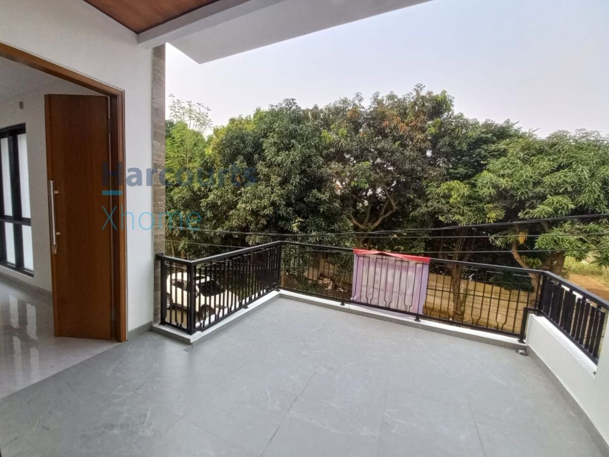 Dijual rumah baru siap huni daerah Graha Raya Bintaro Tangerang D=Selatan - Foto 9