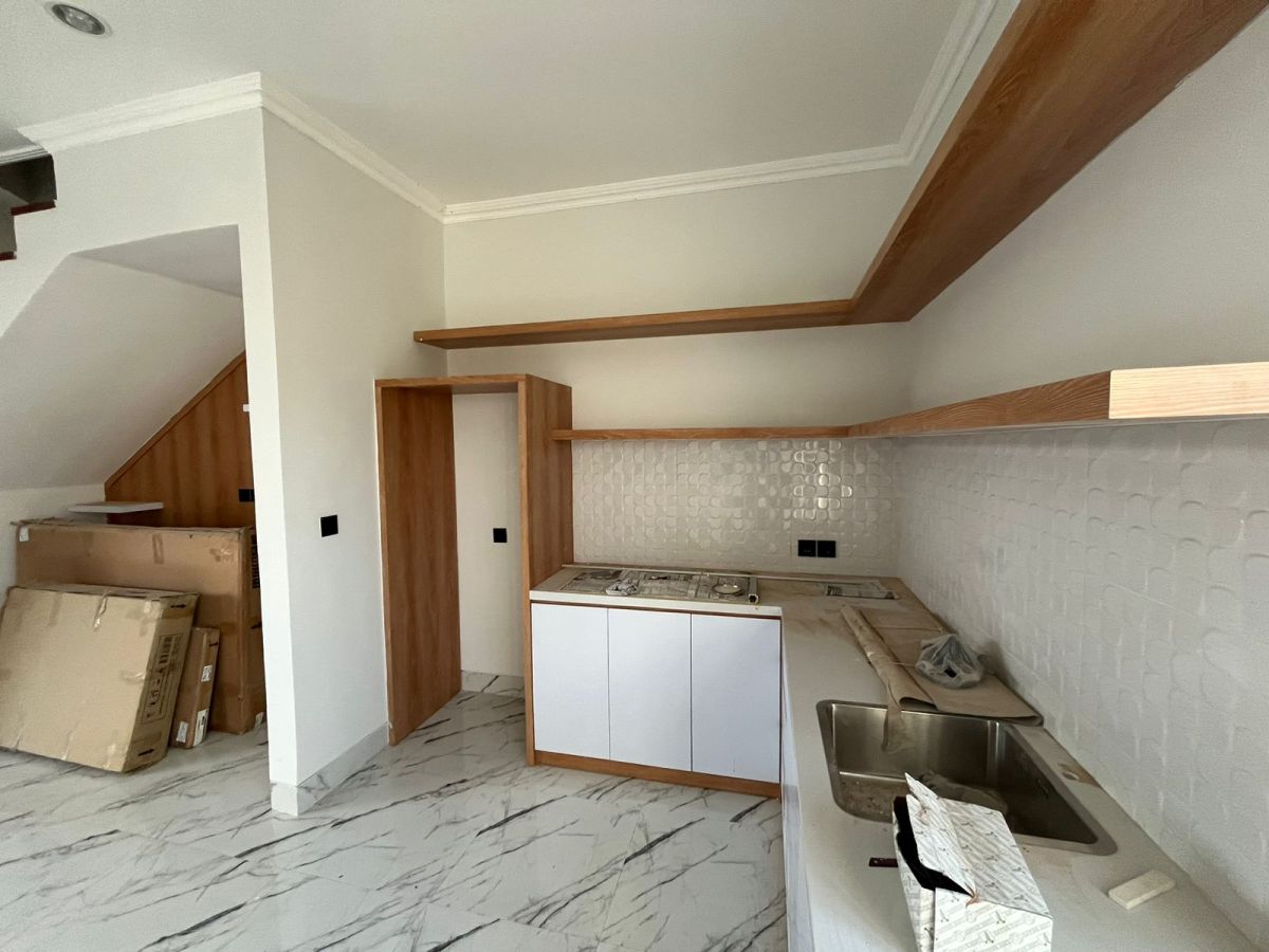 Townhouse Minimalis hanya 10 Menit Ke Pantai Seminyak - Foto 9