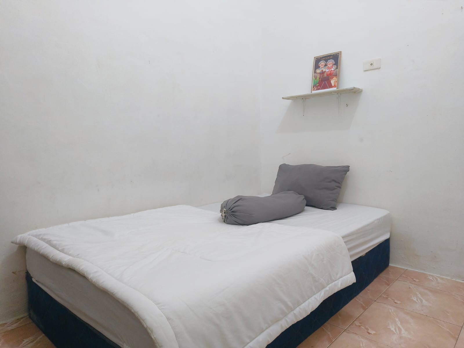 Rumah Kost Bangunan 4 lantai di Tanjung Duren Utara Grogol Petamburan Jakarta Barat (AL) - Foto 7