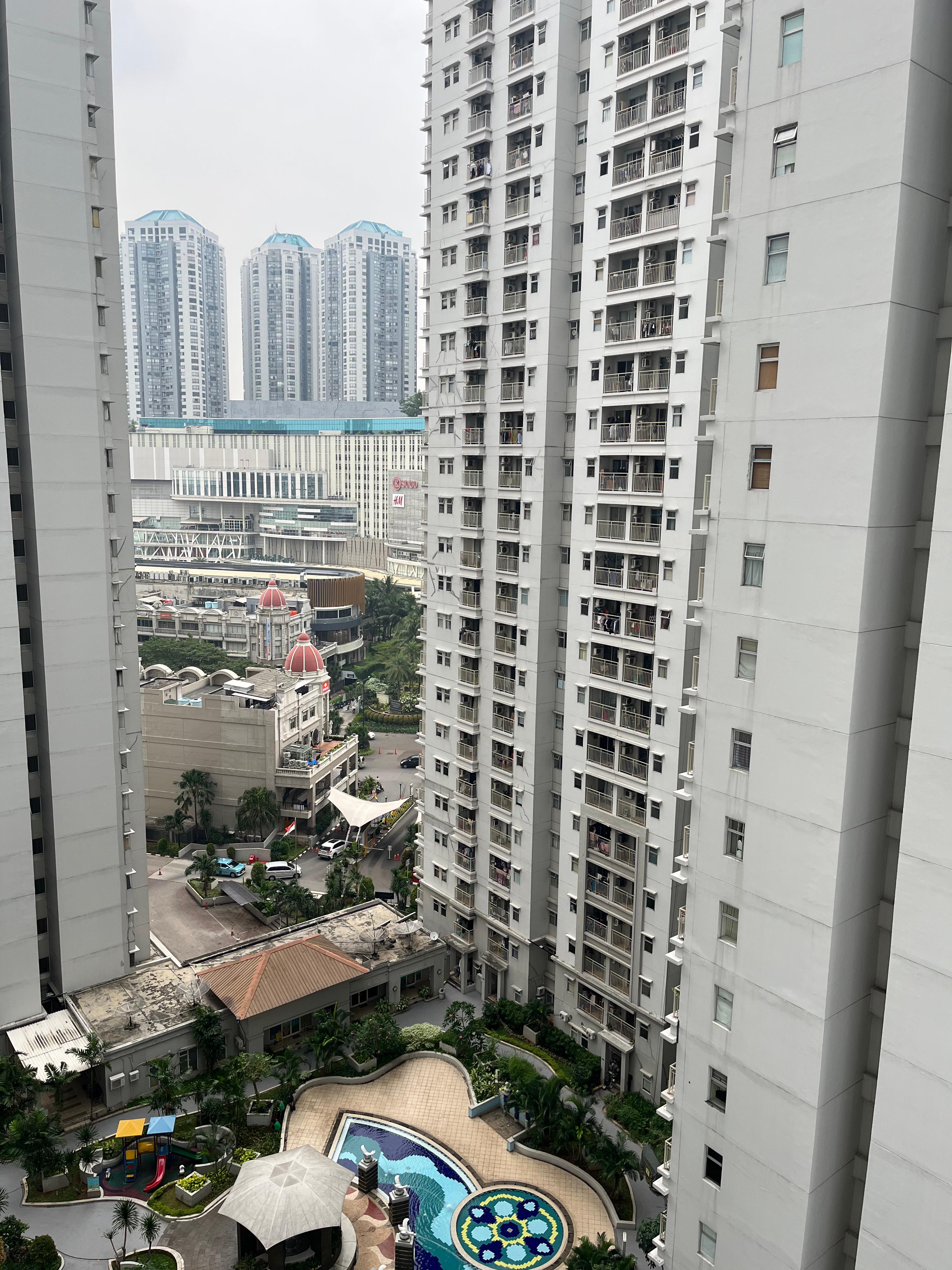 Sewa Apartemen Mediterania Garden Residences 2 Jl Letjen S Parman Tanjung Duren Jakarta Barat ID - Foto 2