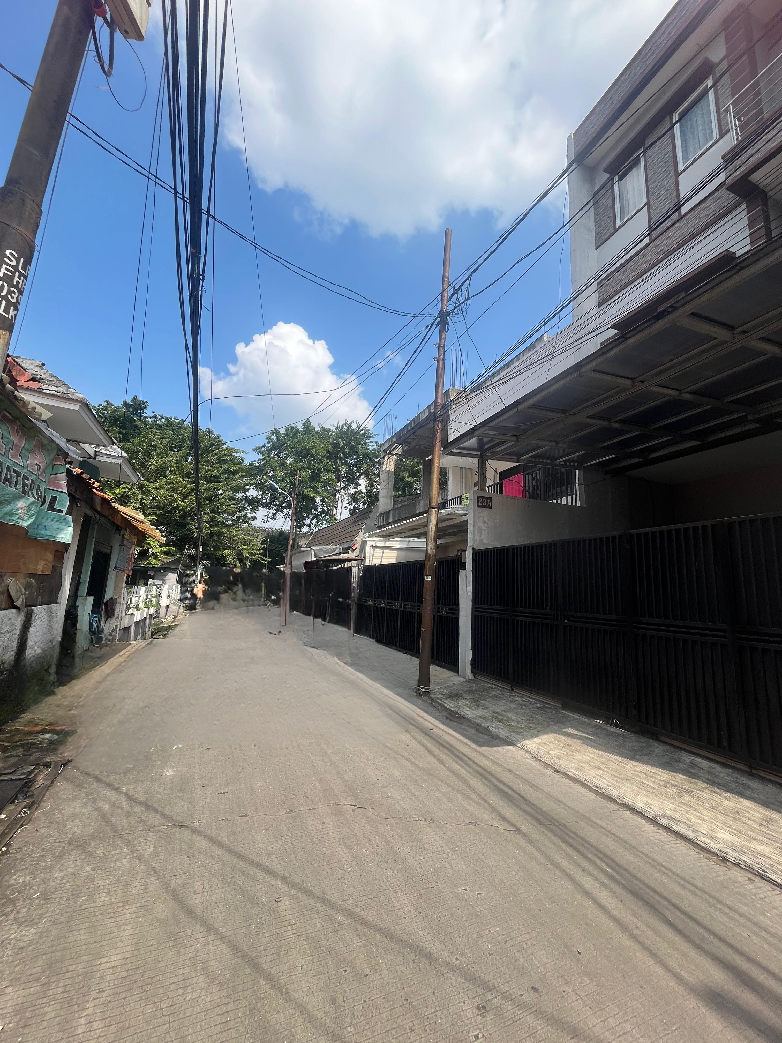 Rumah Baru Siap Huni di samping jalan Tomang Grogol Petamburan Jakarta Barat ID - Foto 16