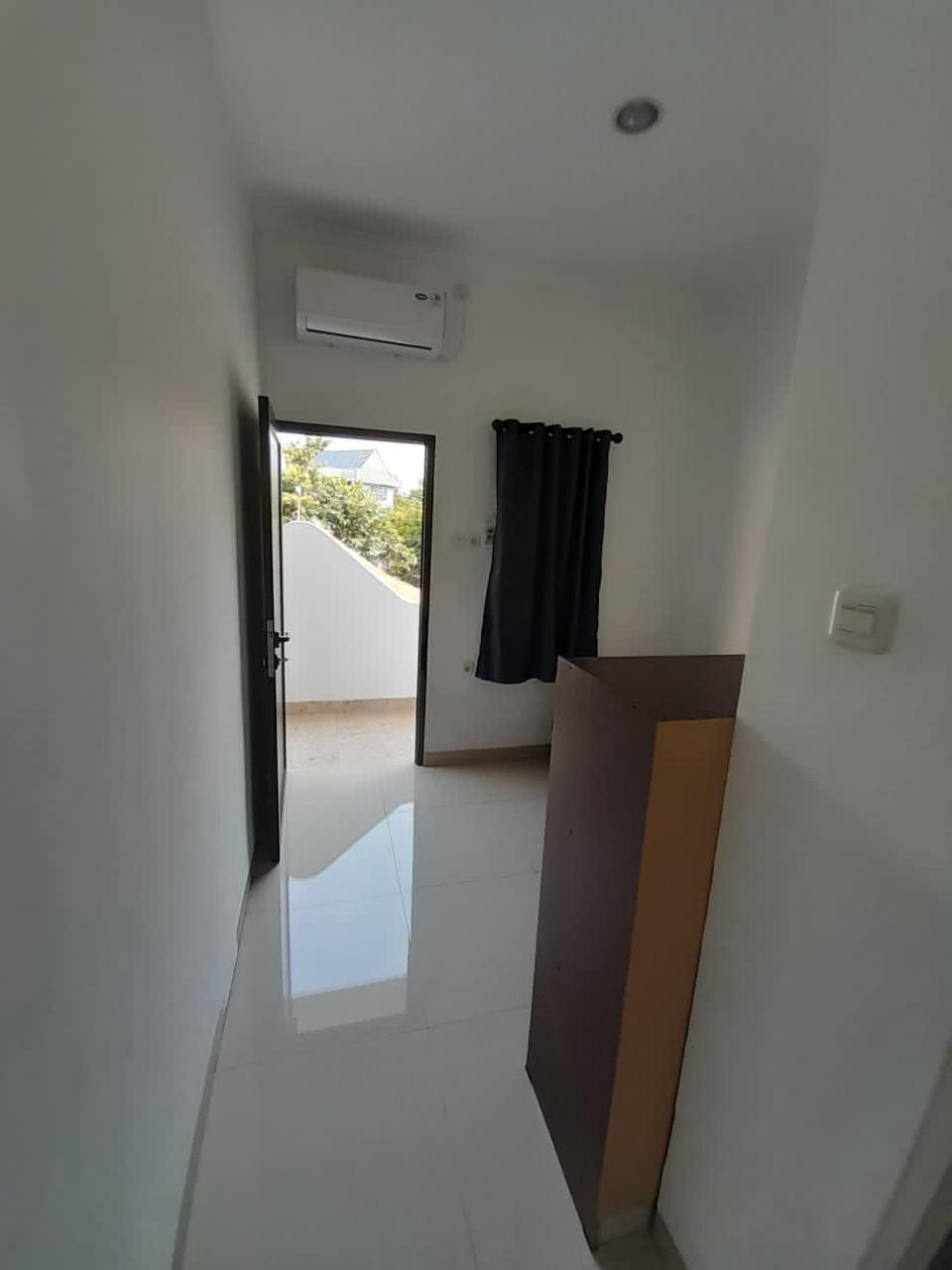 Jual Rumah dan Kos-Kosan 4 unit di Slipi Jakarta Barat (RR) - Foto 8